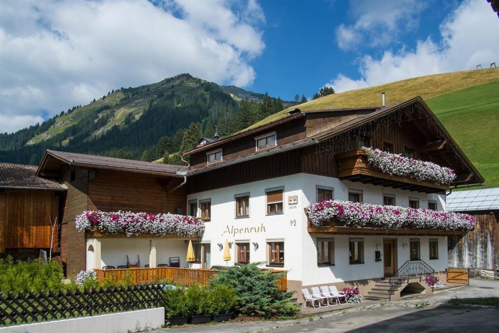 Апартаменты Gastehaus Alpenruh Хольцгау Экстерьер фото